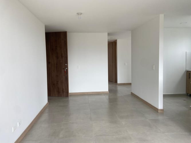 Apartamento de 2 alcobas en venta en Rionegro, 72 m² · foto 2 de 24