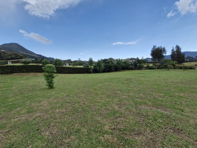 Lote en venta en Guamito, La Ceja, 2500 m² · foto 3 de 14
