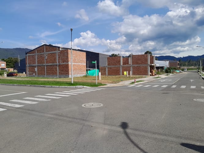 Lote en venta en La Ceja, 98 m² · foto 11 de 20