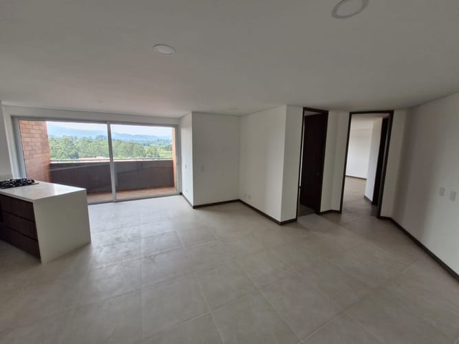 Apartamento de 2 alcobas en venta en Rionegro, 87 m² · foto 2 de 17