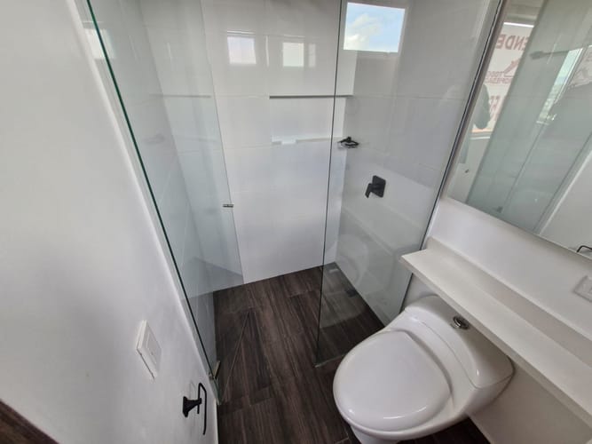 Apartamento de 2 alcobas en venta en Rionegro, 87 m² · foto 3 de 17