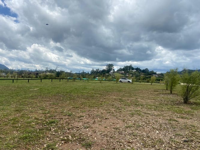 Lote en venta en Cabeceras De Llanogrande, Rionegro, 1500 m² · foto 9 de 16