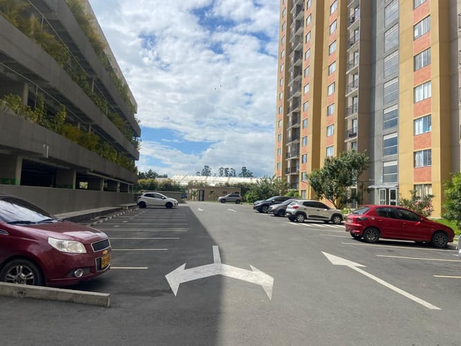 Apartamento de 3 alcobas en venta en El Porvenir, Rionegro, 56 m² · foto 4 de 23