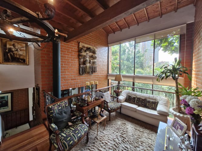 Casa de 3 alcobas en venta en El Poblado, Medellín, 240 m² · foto 10 de 24
