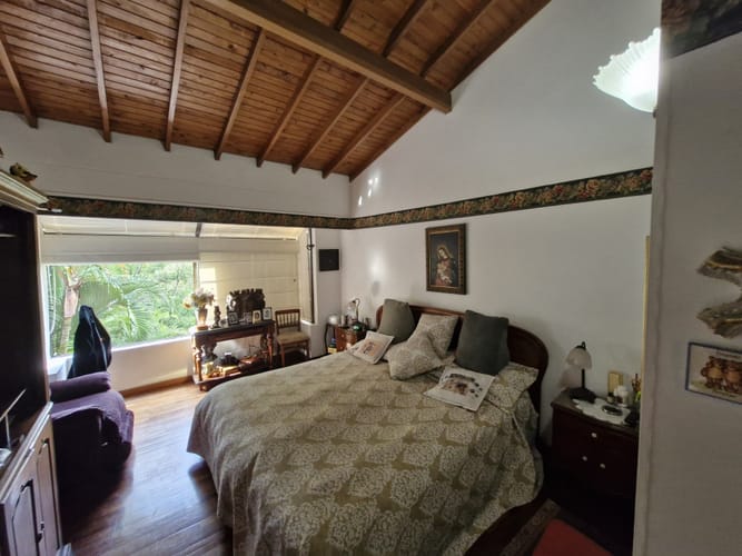 Casa de 3 alcobas en venta en El Poblado, Medellín, 240 m² · foto 13 de 24