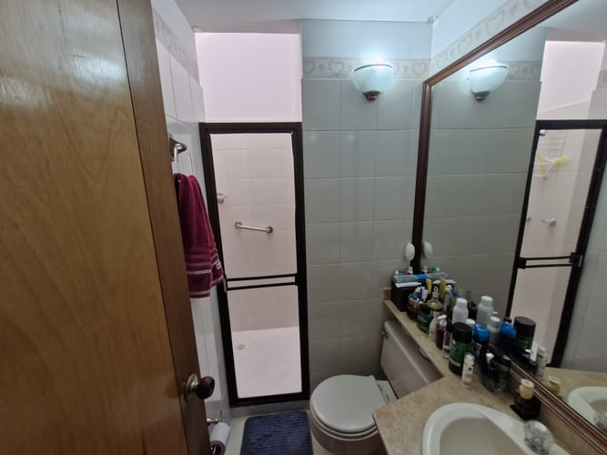 Casa de 3 alcobas en venta en El Poblado, Medellín, 240 m² · foto 16 de 24