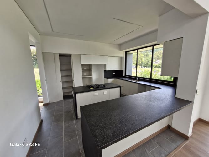 Casa de 4 alcobas en venta en Los Salados, El Retiro, 1876 m² · foto 6 de 18