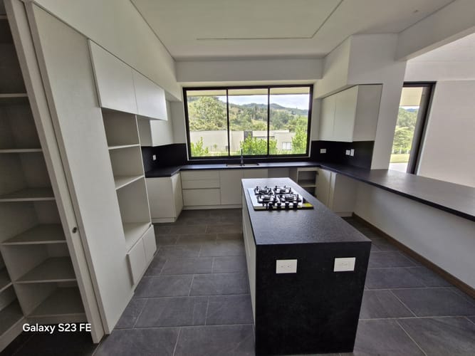 Casa de 4 alcobas en venta en Los Salados, El Retiro, 1876 m² · foto 15 de 18
