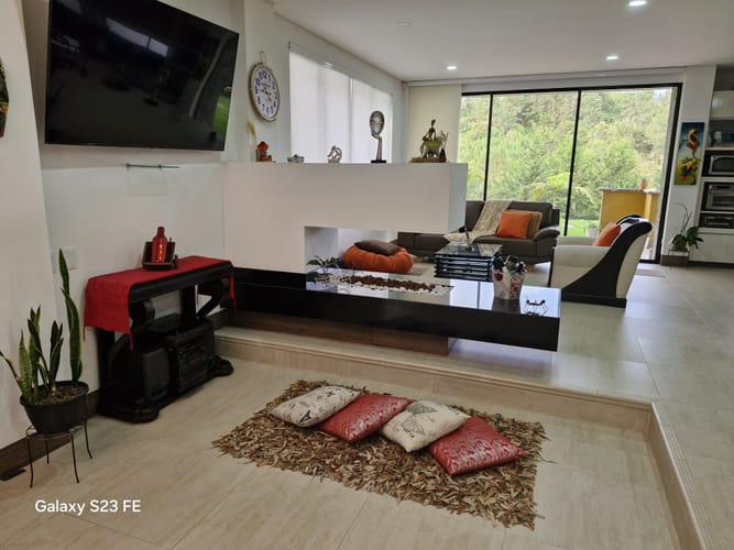 Casa de 4 alcobas en venta en El Porvenir, Rionegro, 333 m² · foto 7 de 17