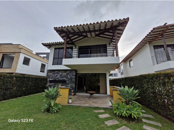 Casa de 4 alcobas en venta en El Porvenir, Rionegro, 333 m² · foto 14 de 17