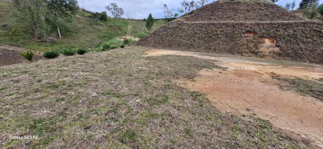 Lote en venta en Hojas Anchas, Guarne, 2099 m² · foto 15 de 17