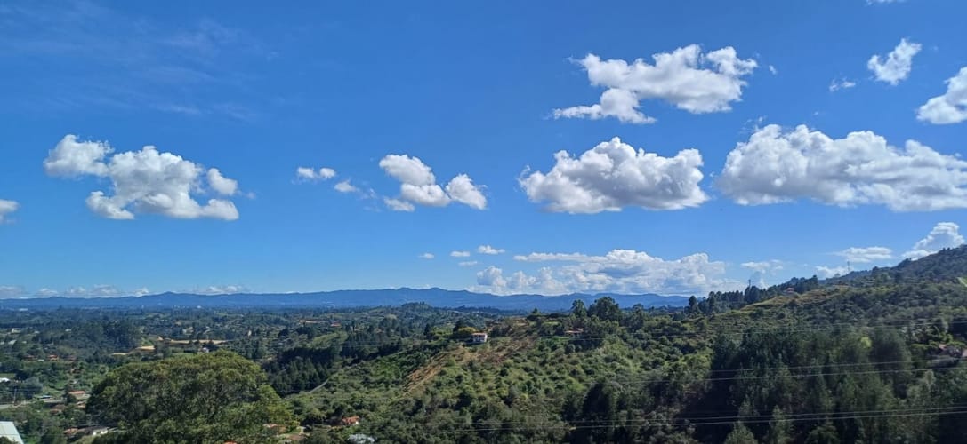 Lote en venta en San Jose, Guarne, 2000 m² · foto 2 de 8