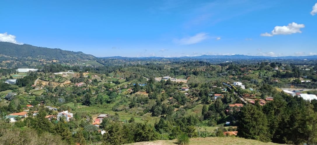 Lote en venta en San Jose, Guarne, 2000 m² · foto 7 de 8