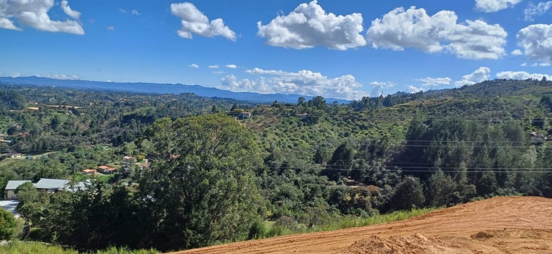 Lote en venta en San Jose, Guarne, 2000 m² · foto 8 de 8