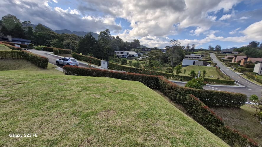 Lote en venta en Los Salados, El Retiro, 1802 m² · foto 2 de 12