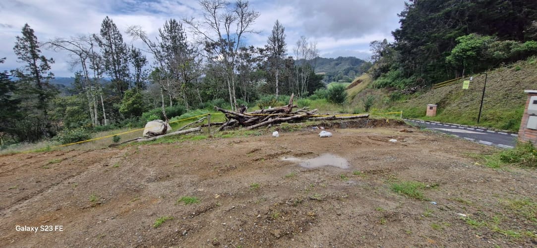 Lote en venta en El Chuscal, El Retiro, 1700 m² · foto 11 de 12