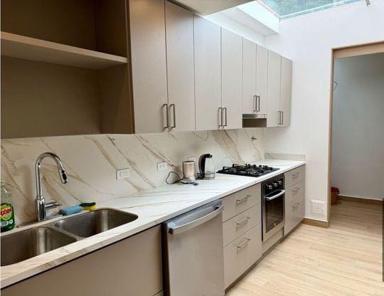 Casa de 3 alcobas en venta en El Porvenir, Rionegro, 283 m² · foto 10 de 24