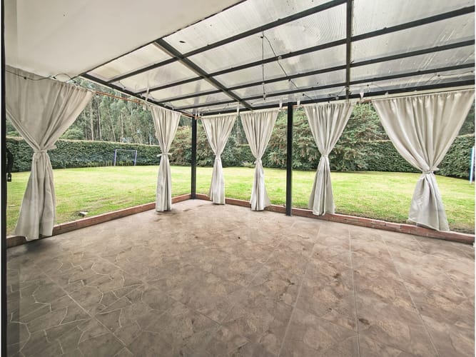 Casa de 4 alcobas en venta en Hatogrande, Sopó, 300 m² · foto 6 de 24