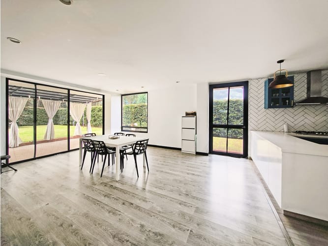 Casa de 4 alcobas en venta en Hatogrande, Sopó, 300 m² · foto 9 de 24