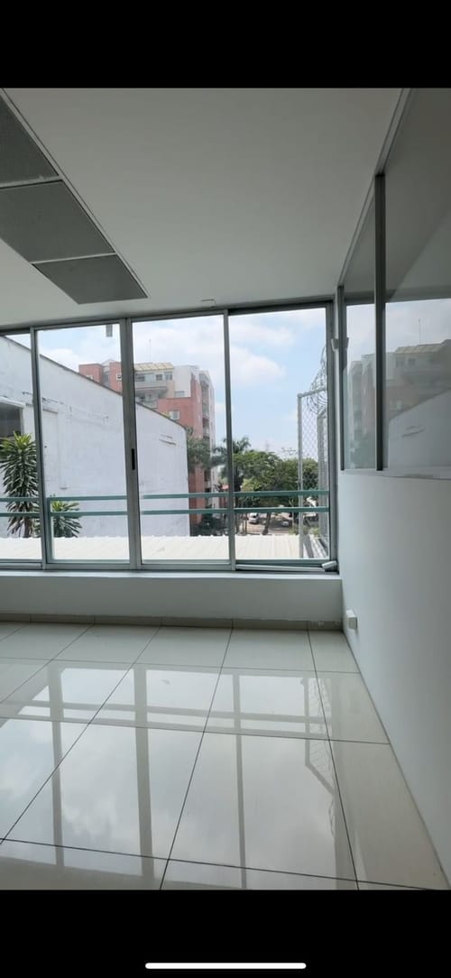 Edificio en arriendo en Alamos, Cali, 919 m² · foto 19 de 23
