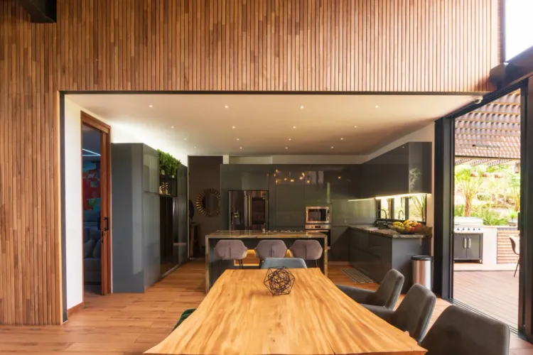 Casa de 7 alcobas en venta en El Retiro, 2000 m² · foto 2 de 20