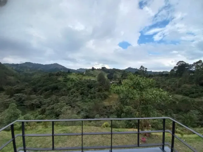 Casa de 4 alcobas en venta en El Retiro, 350 m² · foto 5 de 20