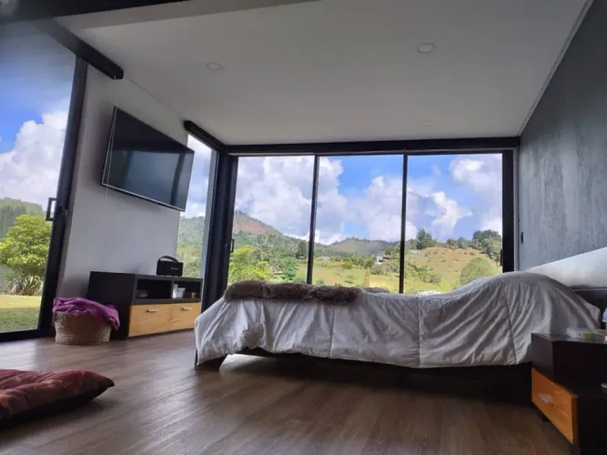 Casa de 4 alcobas en venta en El Retiro, 350 m² · foto 11 de 20