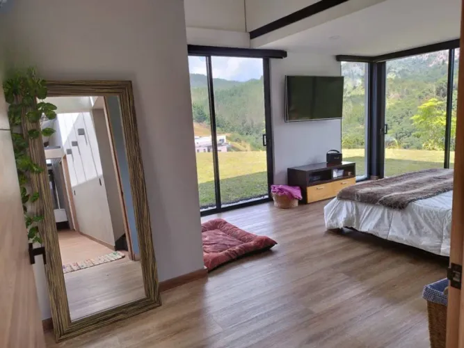 Casa de 4 alcobas en venta en El Retiro, 350 m² · foto 12 de 20