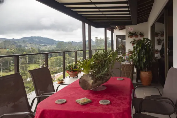 Casa de 4 alcobas en venta en El Retiro, 1800 m² · foto 8 de 20