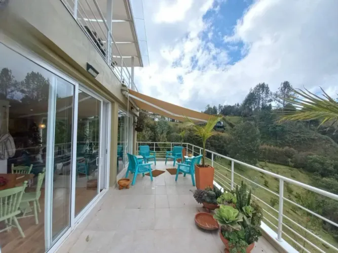 Casa de 4 alcobas en venta en El Retiro · foto 14 de 17