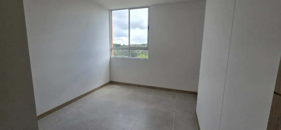 Apartamento de 3 alcobas en venta en Centro, Rionegro, 96 m² · foto 10 de 15