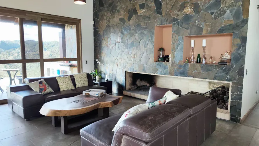 Casa de 3 alcobas en venta en El Retiro, 221 m² · foto 9 de 20