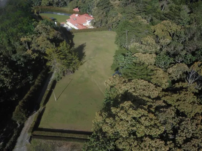 Lote en venta en Centro, Rionegro, 3304 m² · foto 3 de 20