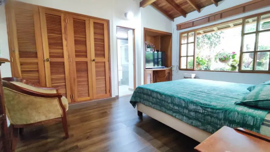 Casa de 4 alcobas en venta en El Retiro, 356 m² · foto 19 de 20