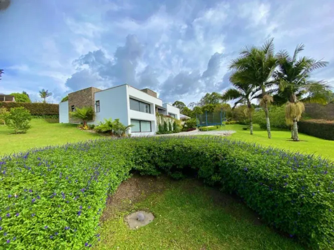 Casa de 5 alcobas en venta en El Retiro, 530 m² · foto 5 de 20
