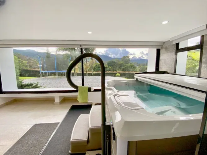 Casa de 5 alcobas en venta en El Retiro, 530 m² · foto 18 de 20