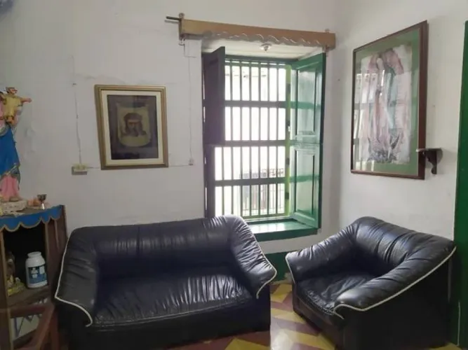 Casa de 4 alcobas en venta en El Retiro, 352 m² · foto 2 de 10