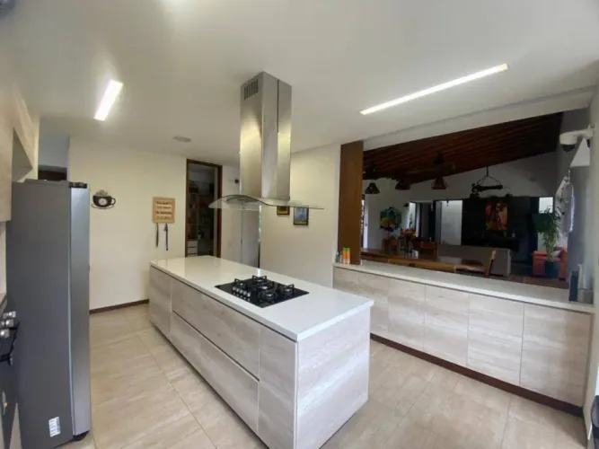 Casa de 3 alcobas en venta en Centro, Rionegro, 1500 m² · foto 5 de 14
