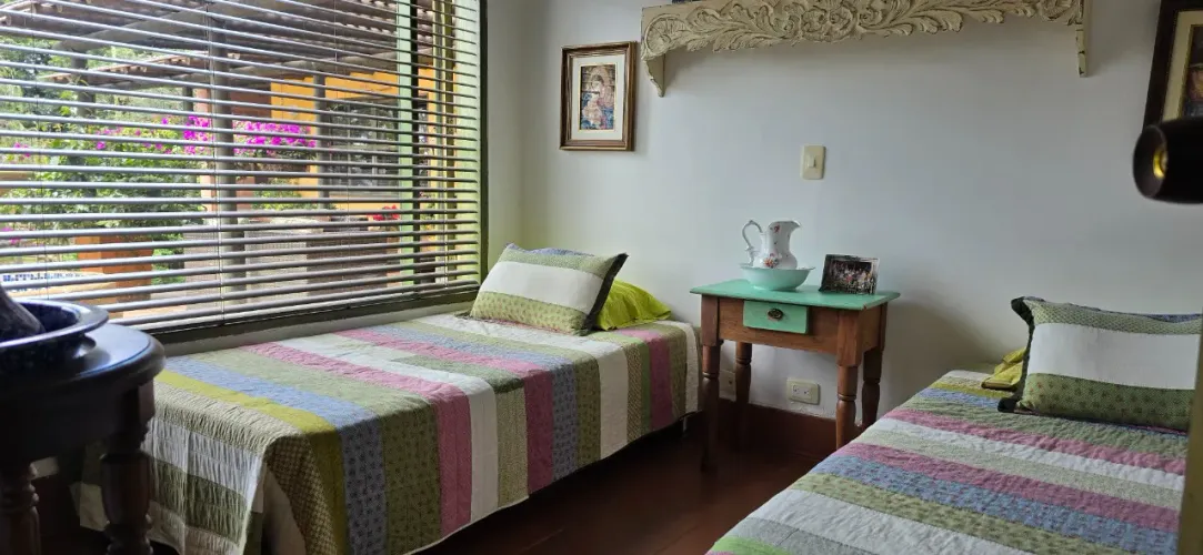 Casa de 5 alcobas en venta en El Retiro, 300 m² · foto 13 de 20