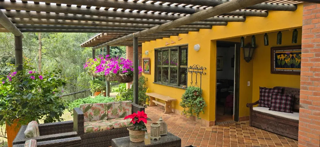 Casa de 5 alcobas en venta en El Retiro, 300 m² · foto 19 de 20