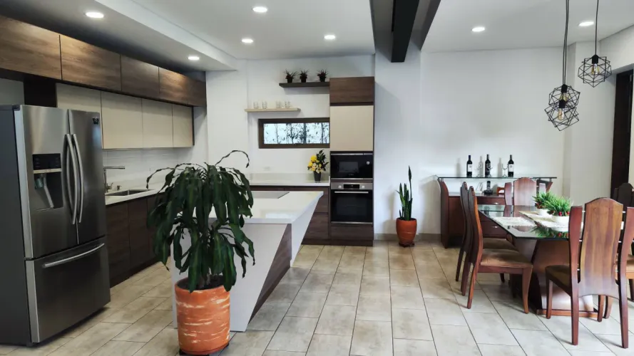 Casa de 4 alcobas en venta en El Retiro, 270 m² · foto 2 de 20