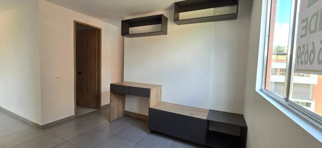 Apartamento de 2 alcobas en venta en Centro, Rionegro, 60 m² · foto 6 de 17
