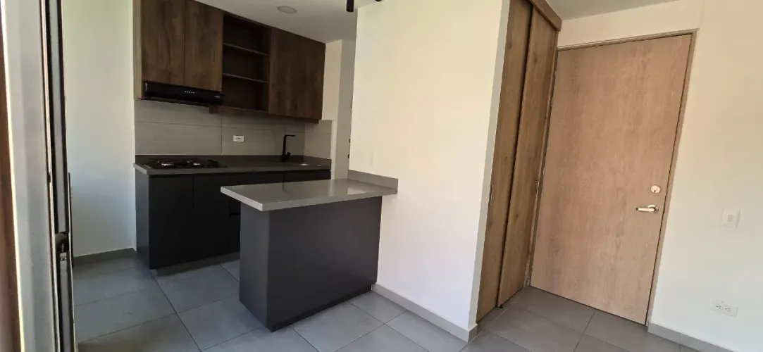 Apartamento de 2 alcobas en venta en Centro, Rionegro, 60 m² · foto 7 de 17