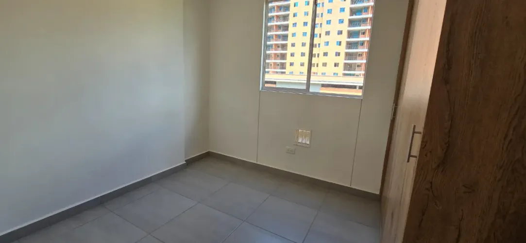 Apartamento de 2 alcobas en venta en Centro, Rionegro, 60 m² · foto 11 de 17