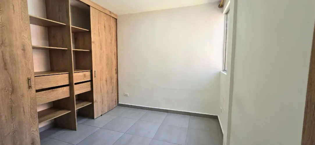 Apartamento de 2 alcobas en venta en Centro, Rionegro, 60 m² · foto 14 de 17