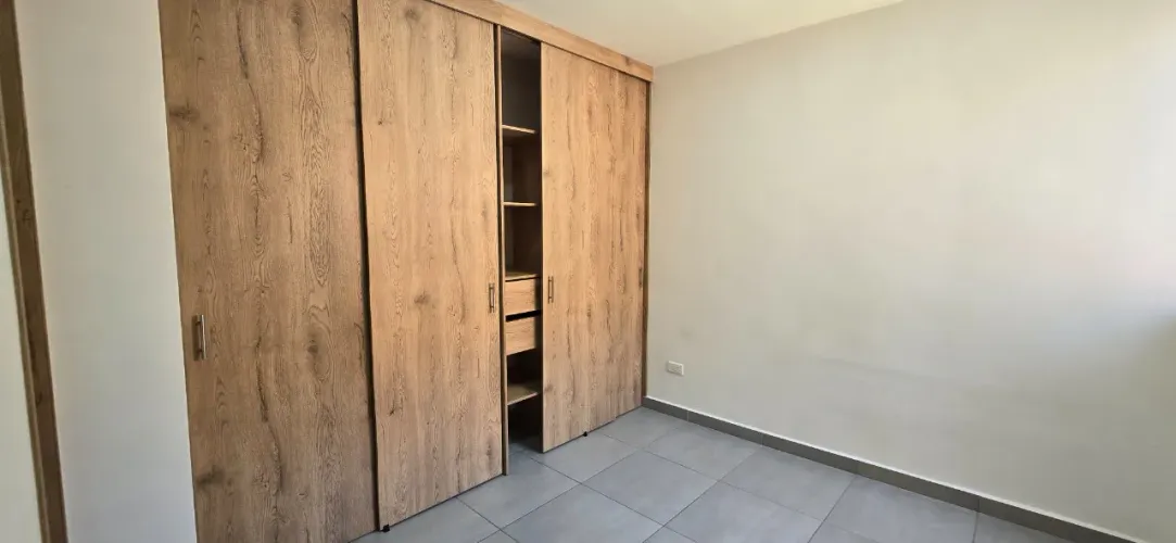 Apartamento de 2 alcobas en venta en Centro, Rionegro, 60 m² · foto 16 de 17