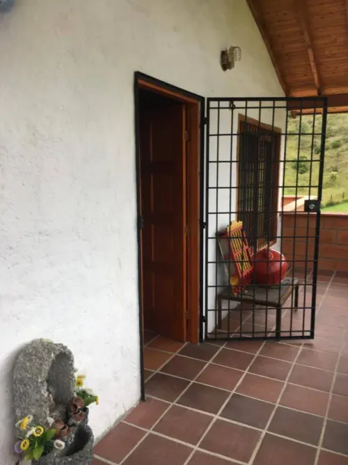 Casa de 4 alcobas en venta en El Retiro, 198 m² · foto 17 de 20