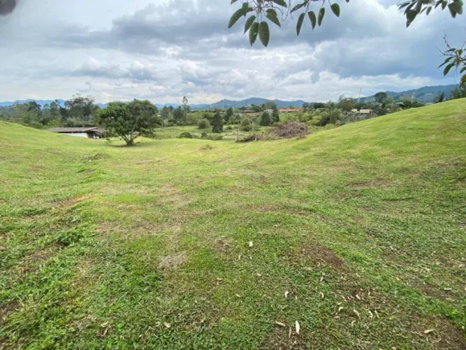 Lote en venta en Centro, Rionegro, 6903 m² · foto 10 de 10