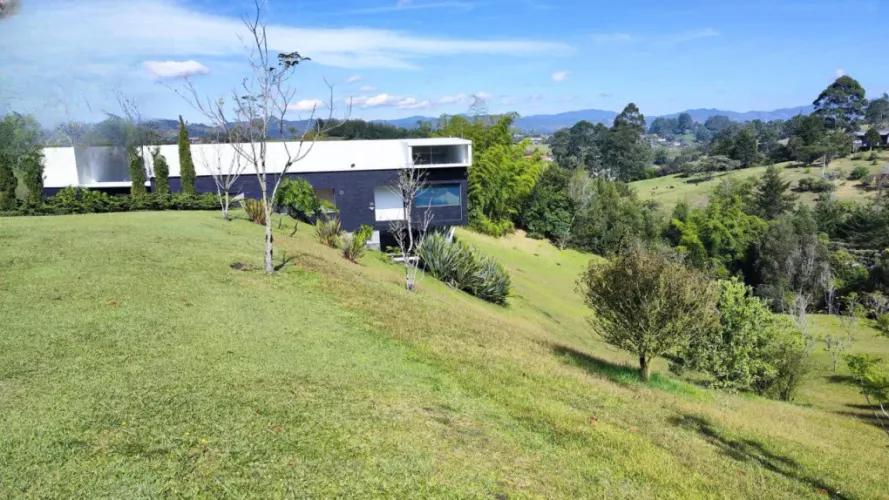 Casa de 5 alcobas en venta en El Carmen De Viboral, El Carmen de Viboral, 450 m² · foto 5 de 20