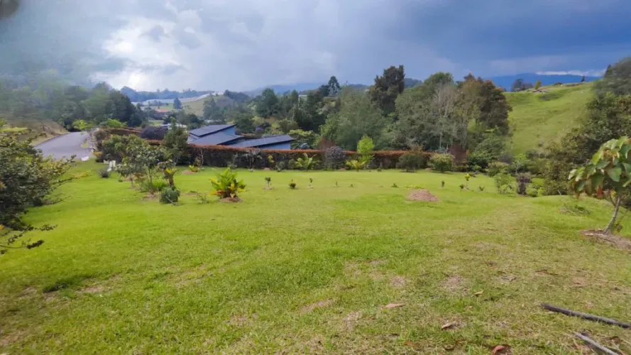 Lote en venta en El Retiro, 4287 m² · foto 3 de 18